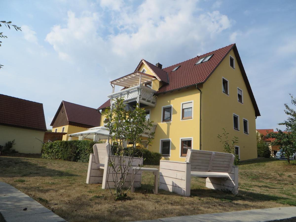 Pension-Gaestehaus Kueblboeck Neualbenreuth Exterior foto